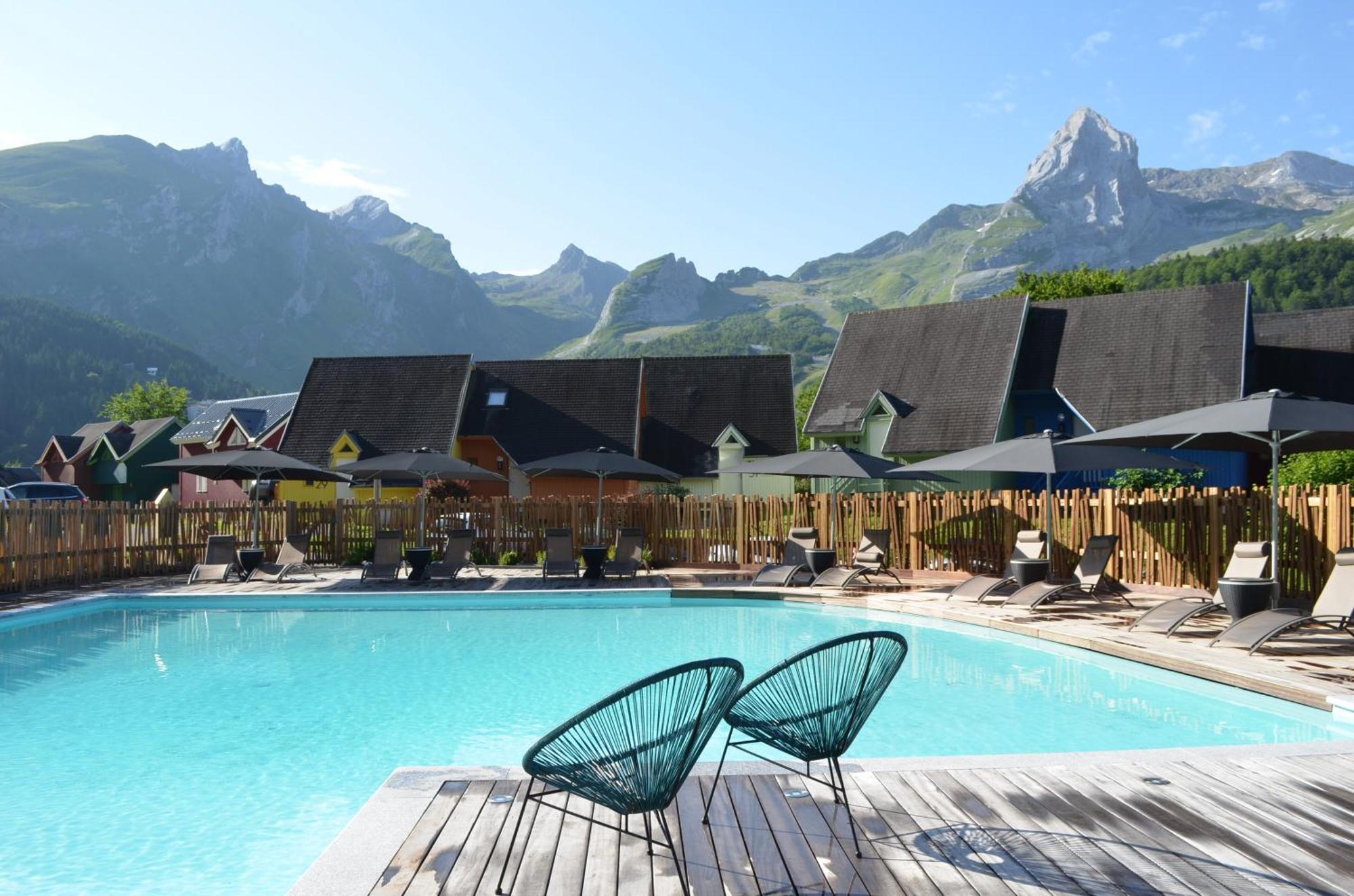 Iskoe Chalets-Hoetel, Col D'Aubisque Gourette Ngoại thất bức ảnh